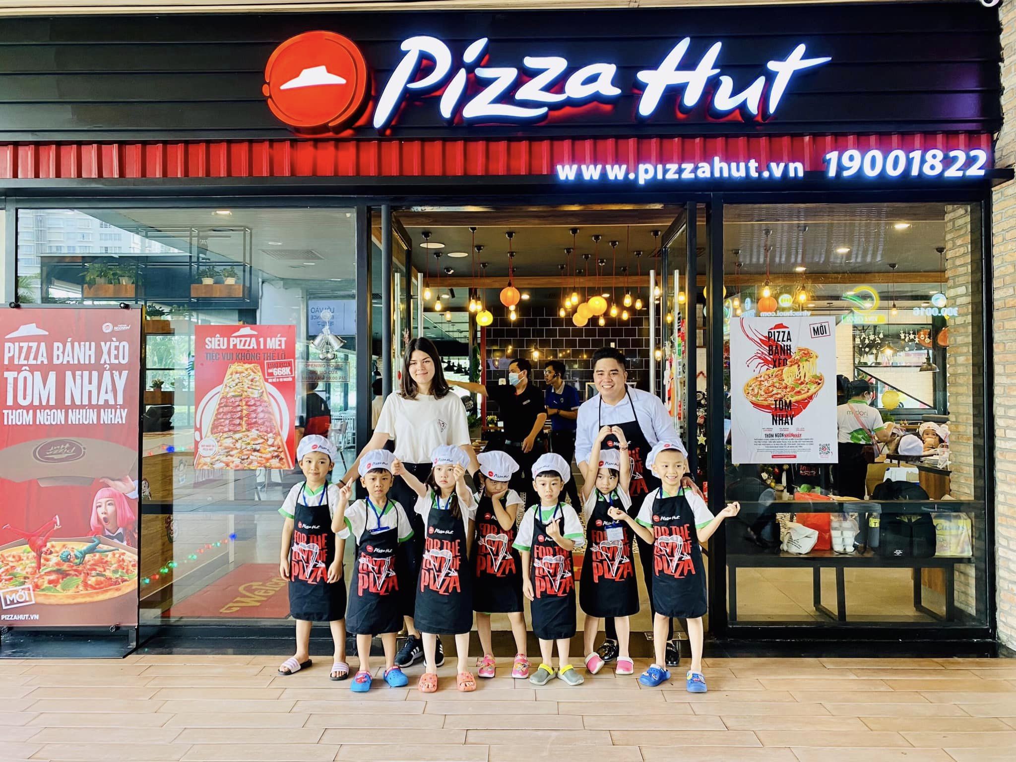 Trải nghiệm tại Pizza Hut